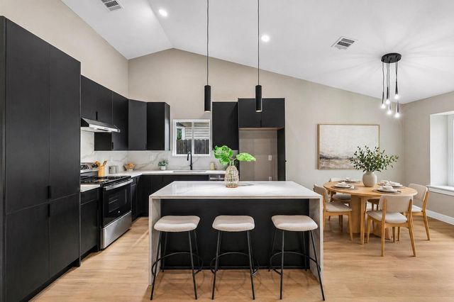 2605 Market Garden LN, Austin, TX 78745