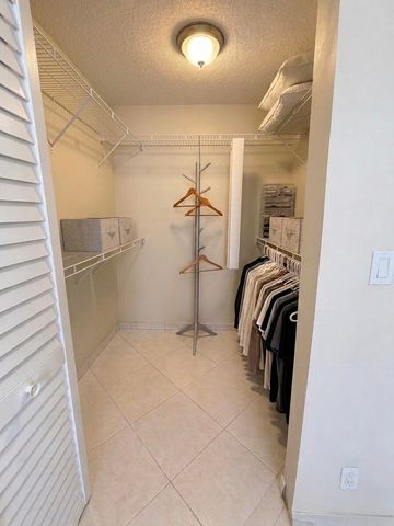 17021 N Bay Road 912, Sunny Isles Beach, FL 33160