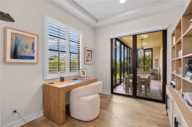 2439 Breakwater WAY 9102, Naples, FL 34112