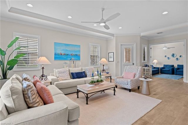 2439 Breakwater WAY 9102, Naples, FL 34112