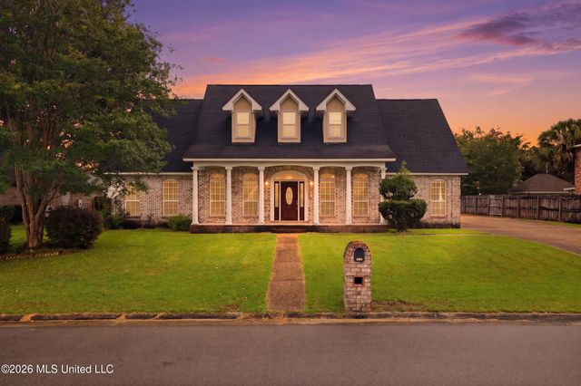3516 S River Ridge Drive, D'iberville, MS 39540