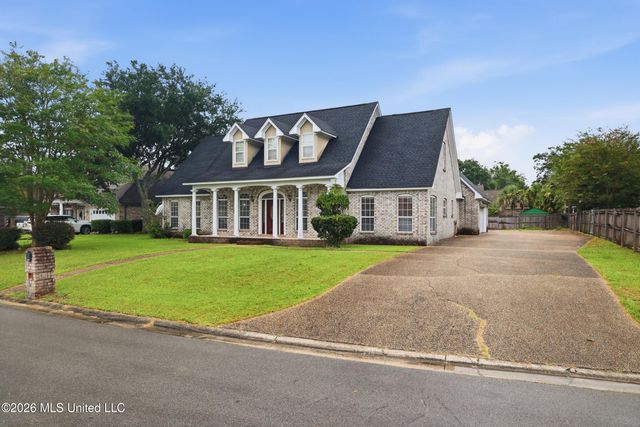 3516 S River Ridge Drive, D'iberville, MS 39540