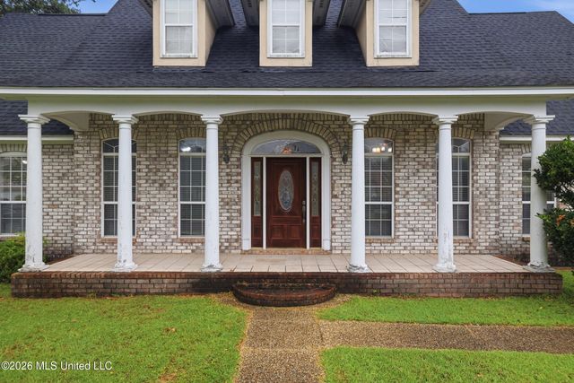 3516 S River Ridge Drive, D'iberville, MS 39540