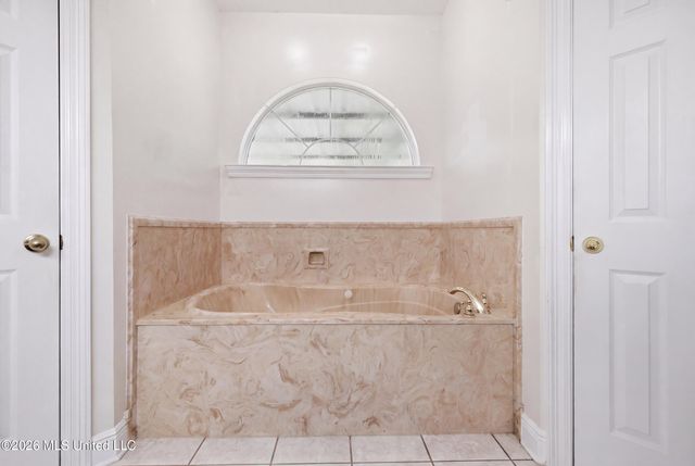 3516 S River Ridge Drive, D'iberville, MS 39540
