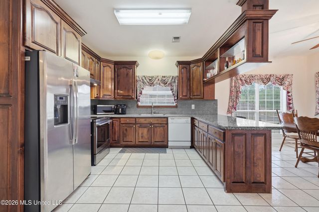 3516 S River Ridge Drive, D'iberville, MS 39540