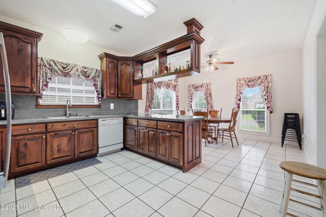3516 S River Ridge Drive, D'iberville, MS 39540