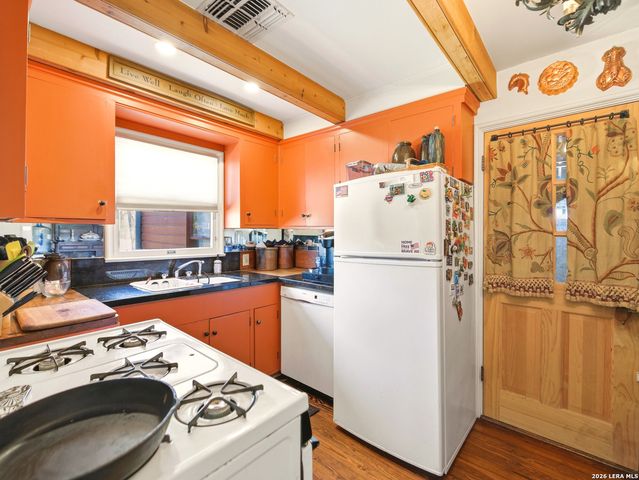 534 Geneseo, Terrell Hills, TX 78209