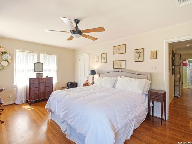 534 Geneseo, Terrell Hills, TX 78209