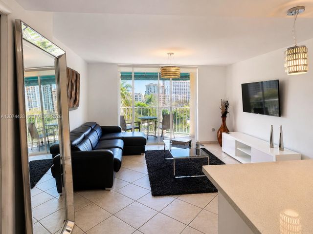 19701 E Country Club Drive 5605, Aventura, FL 33180