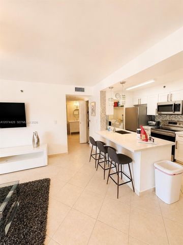 19701 E Country Club Drive 5605, Aventura, FL 33180