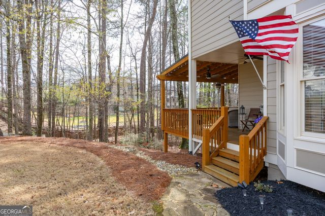 5622 Harbormist Drive, Powder Springs, GA 30127