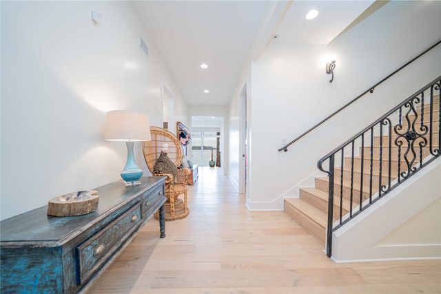 582 Windy Point Drive, Mount Vernon, TX 75457