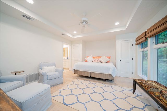 582 Windy Point Drive, Mount Vernon, TX 75457