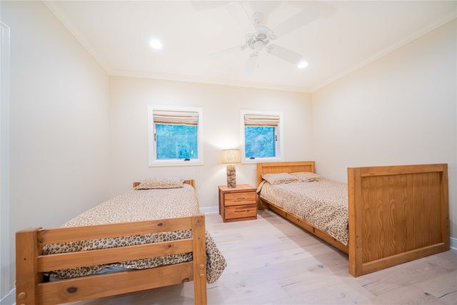 582 Windy Point Drive, Mount Vernon, TX 75457