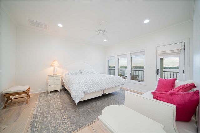582 Windy Point Drive, Mount Vernon, TX 75457