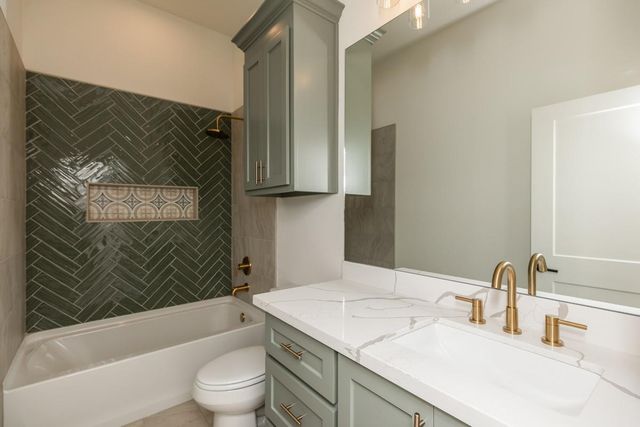 225 Coco Palms Lane, Lumberton, TX 77657