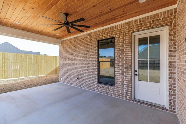 225 Coco Palms Lane, Lumberton, TX 77657