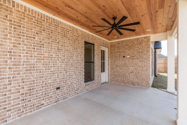 225 Coco Palms Lane, Lumberton, TX 77657