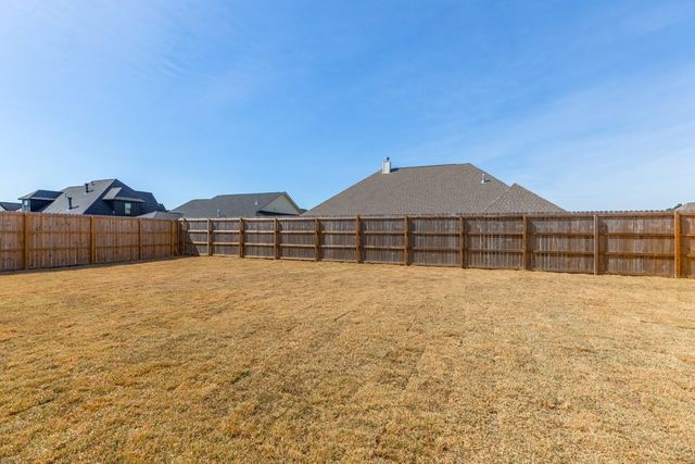 225 Coco Palms Lane, Lumberton, TX 77657