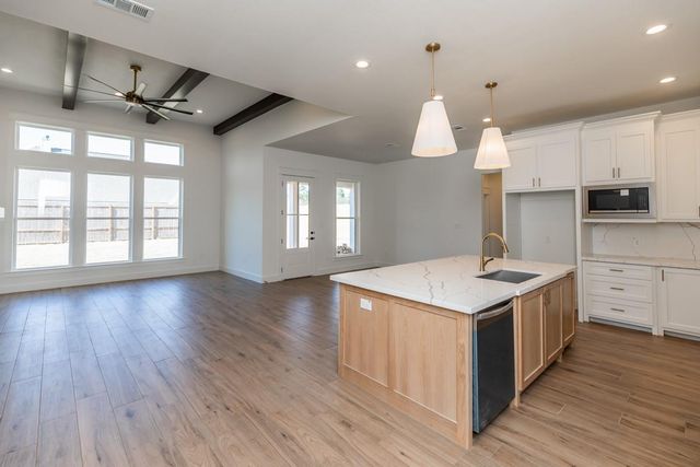 225 Coco Palms Lane, Lumberton, TX 77657