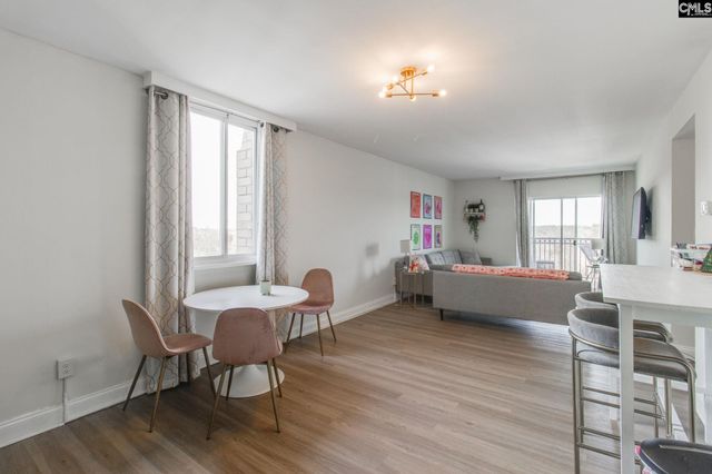 619 King Street 901, Columbia, SC 29205