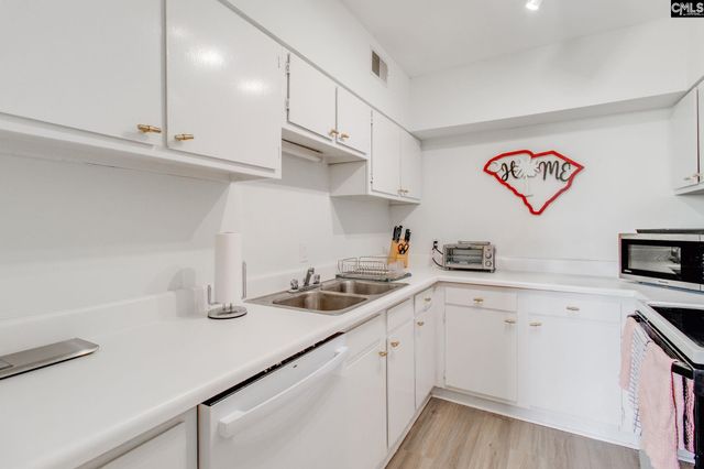 619 King Street 901, Columbia, SC 29205