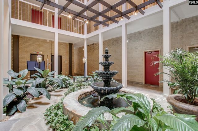 619 King Street 901, Columbia, SC 29205