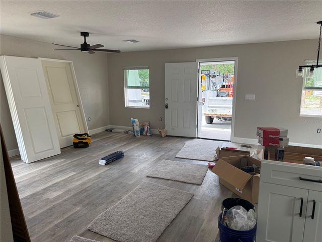 1001 RENFRO STREET, Plant City, FL 33563