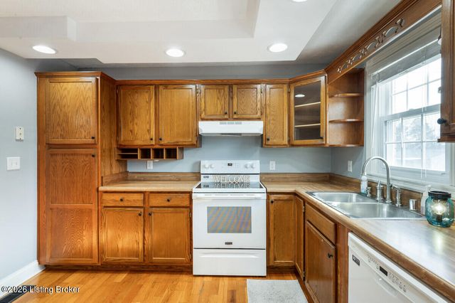 114 Thomason Ave, Leitchfield, KY 42754