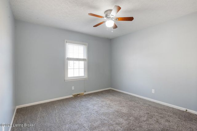 114 Thomason Ave, Leitchfield, KY 42754