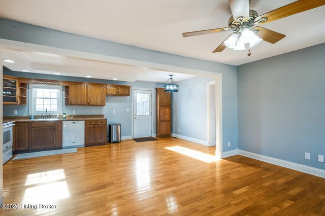 114 Thomason Ave, Leitchfield, KY 42754