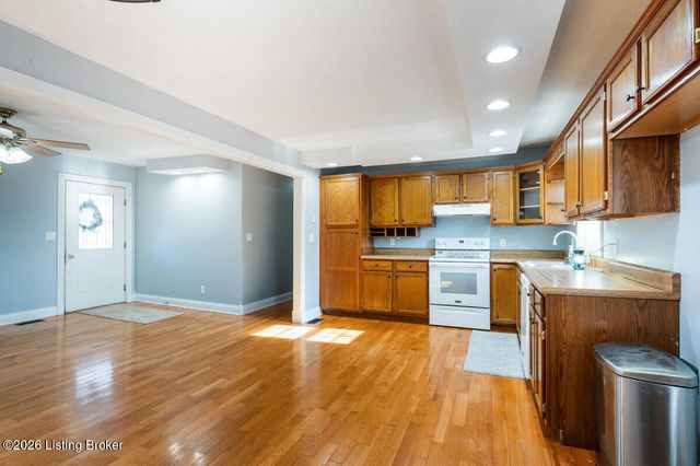 114 Thomason Ave, Leitchfield, KY 42754