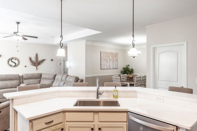 1130 S McMahan Dr, Gallatin, TN 37066