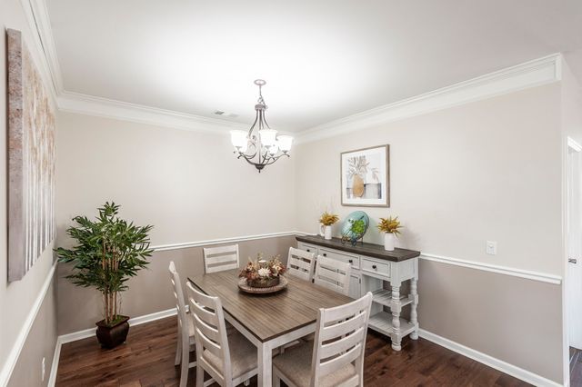 1130 S McMahan Dr, Gallatin, TN 37066