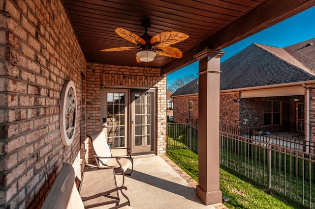 1130 S McMahan Dr, Gallatin, TN 37066