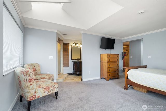 10606 SE 226th St, Kent, WA 98031