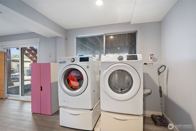 10606 SE 226th St, Kent, WA 98031