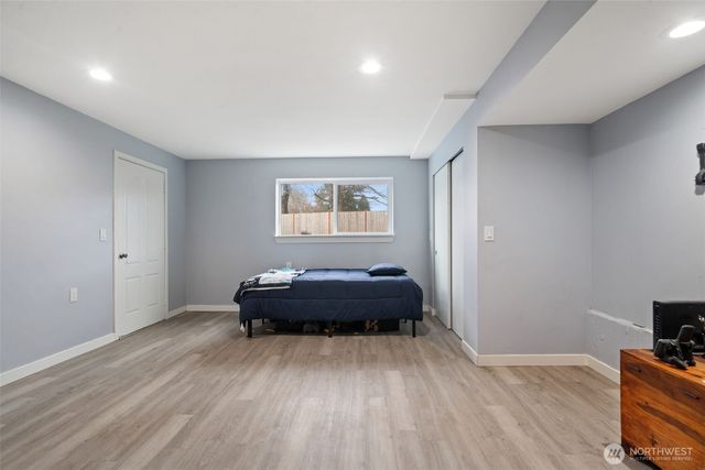 10606 SE 226th St, Kent, WA 98031