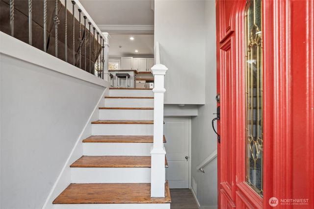 10606 SE 226th St, Kent, WA 98031