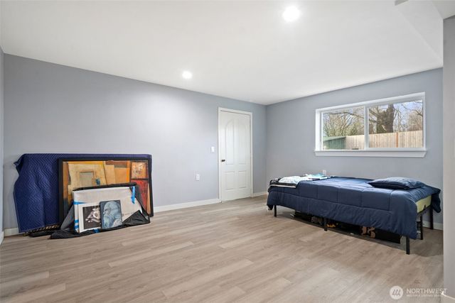 10606 SE 226th St, Kent, WA 98031