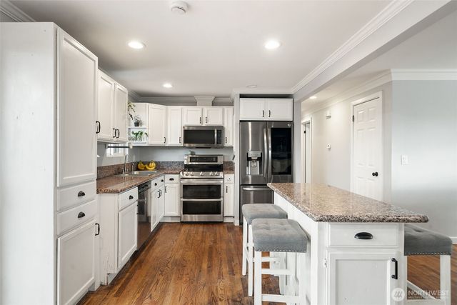 10606 SE 226th St, Kent, WA 98031