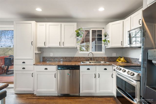 10606 SE 226th St, Kent, WA 98031