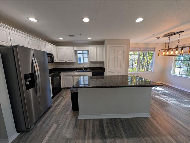 5202 HAMPTON BEACH PLACE, Tampa, FL 33609