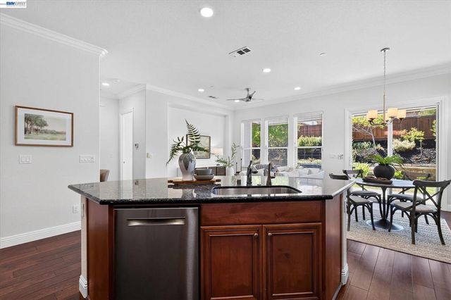 1609 Zinfandel Dr, Brentwood, CA 94513