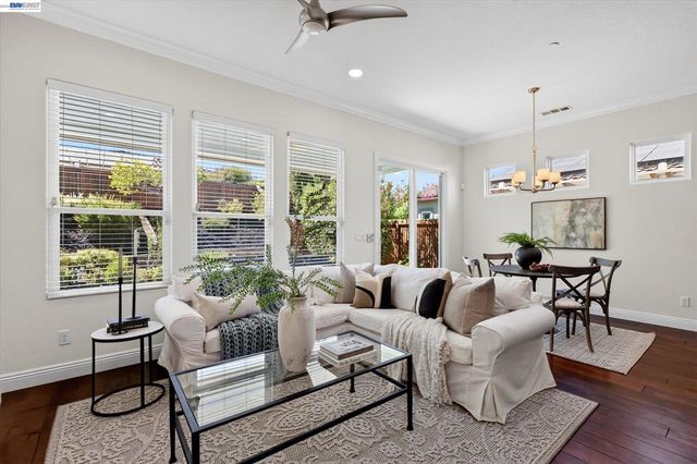 1609 Zinfandel Dr, Brentwood, CA 94513