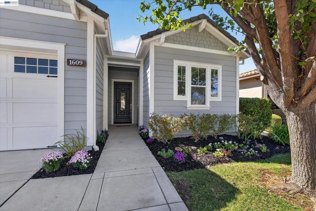 1609 Zinfandel Dr, Brentwood, CA 94513