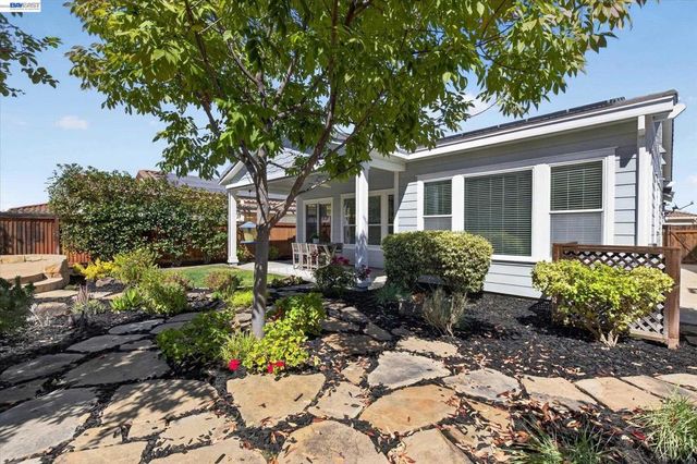 1609 Zinfandel Dr, Brentwood, CA 94513