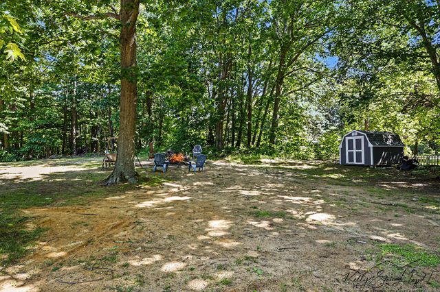 17566 Blue Star Highway, South Haven, MI 49090