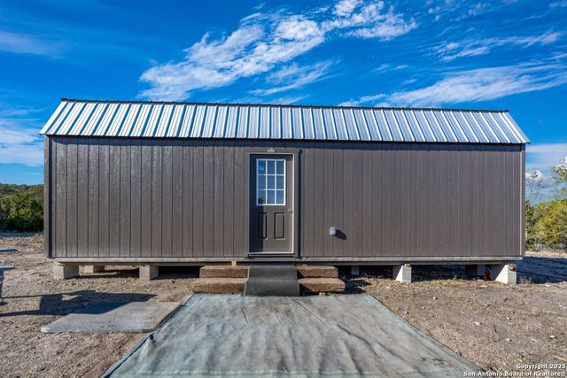 2733 Private Road 4560, Rocksprings, TX 78880