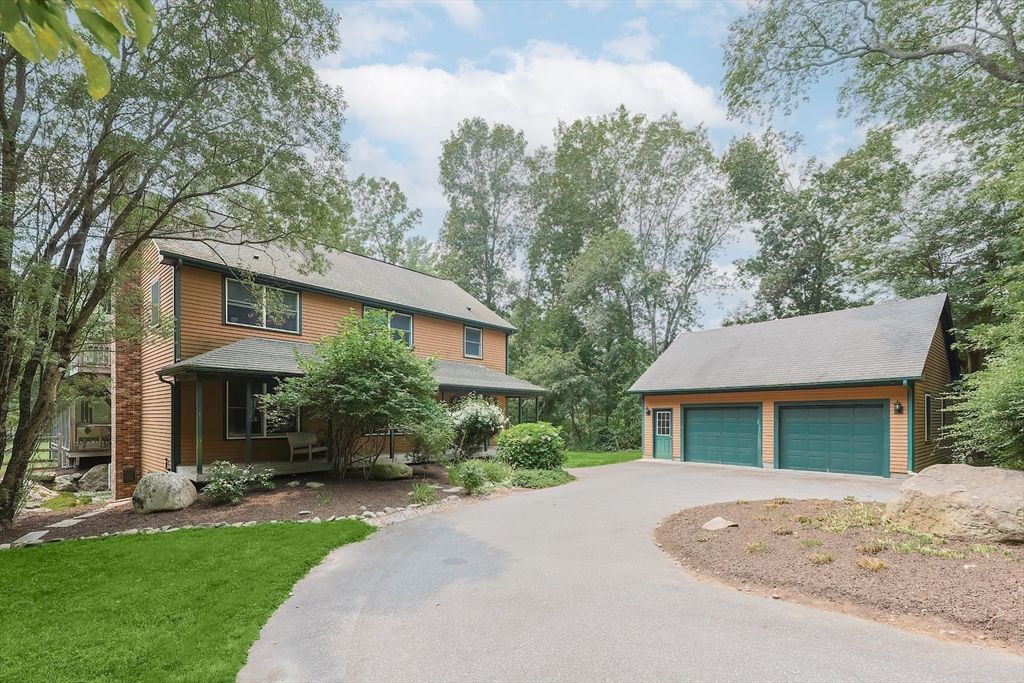 109 Summer Street, Rehoboth, MA 02769